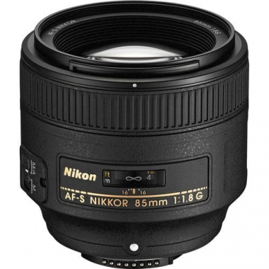 Nikon Objectif AF-S 85 mm f/1.8G Short-telephoto Prime  Nikon Objectif AF-S 85 mm f/1.8G Short-telephoto Prime